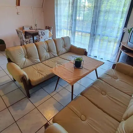 In 43118 * Balatonmáriafürdő