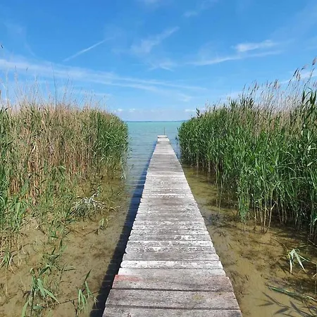 Сasa de vacaciones In Balatonmariafürdo 43118