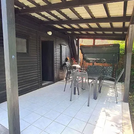 Dom wakacyjny In 43118 *