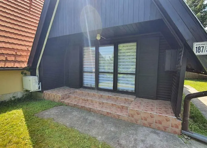 In 43118 * Balatonmáriafürdő